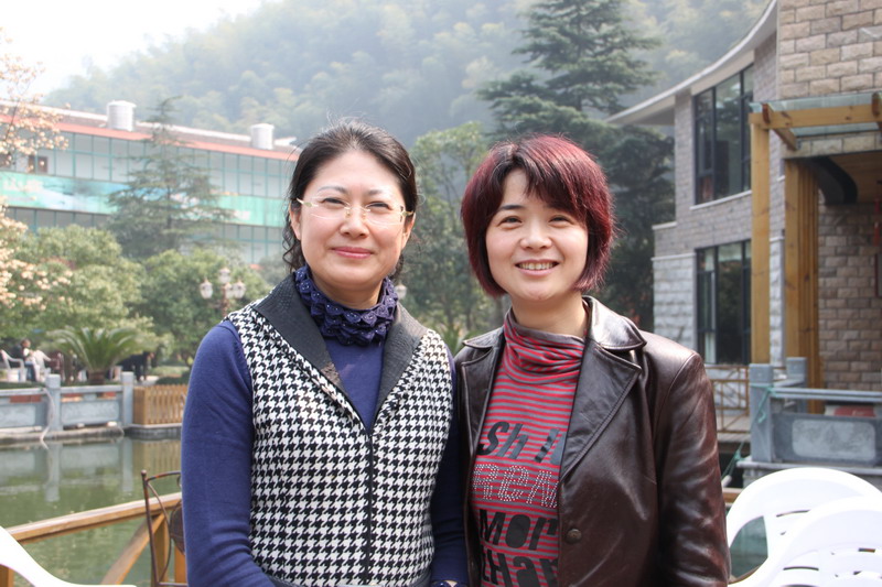 隆重祝贺又一村进入新生十岁行列