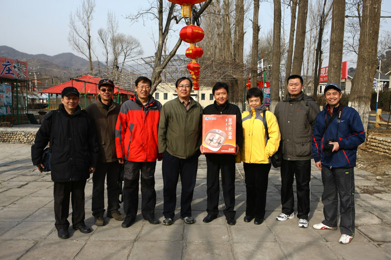 [推荐]早春健步踏红螺