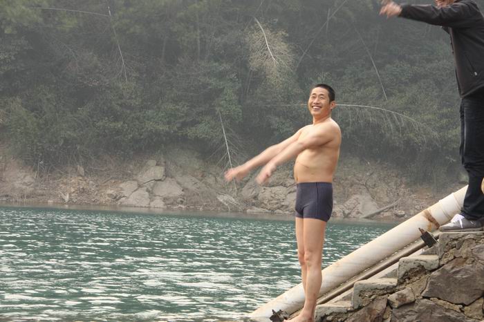 隆重祝贺又一村进入新生十岁行列