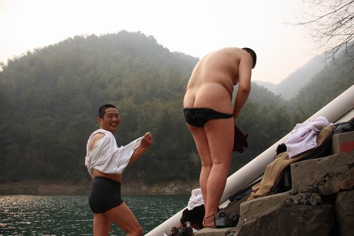 隆重祝贺又一村进入新生十岁行列