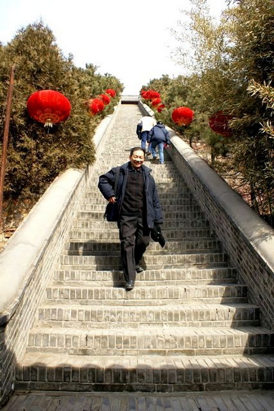 [推荐]早春健步踏红螺