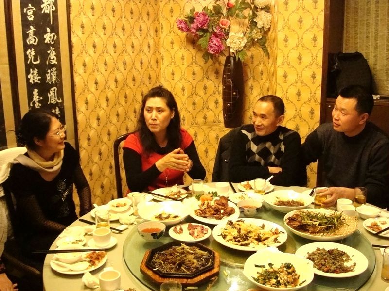 风沙京城网聚，移友共叙健康