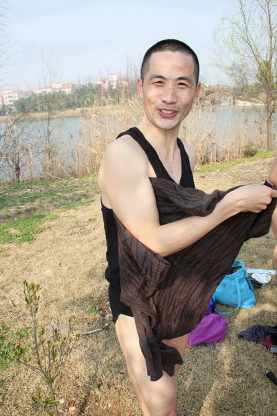 体验冬泳