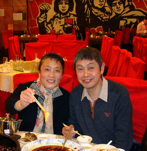红色经典　激情庆新生