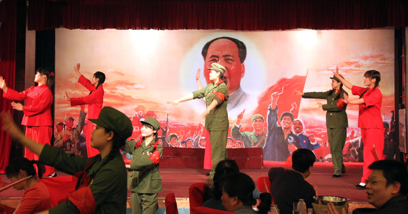 重上红色经典　再燃肝友激情