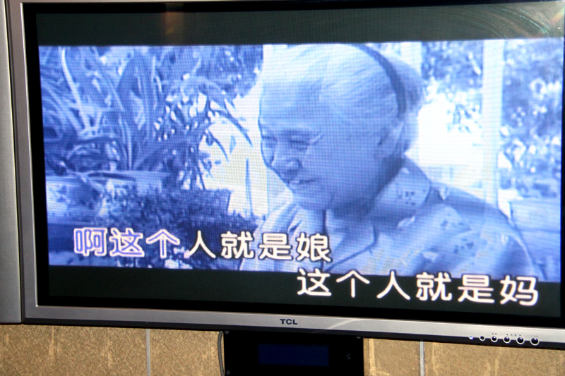 重上红色经典　再燃肝友激情