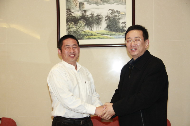 杭州肝友，咖啡或者茶。
