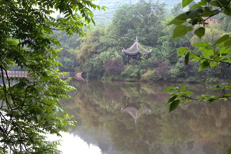 再登四川峨眉山