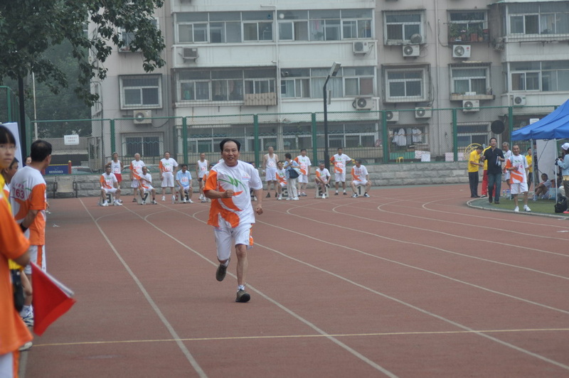 这个赛场每个人都是冠军！大家还有不分省市和各代表队的其他反映运动会各方面的照片可在此帖下发