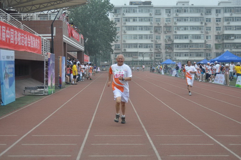 这个赛场每个人都是冠军！大家还有不分省市和各代表队的其他反映运动会各方面的照片可在此帖下发