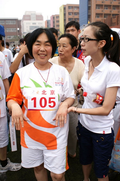 这个赛场每个人都是冠军！大家还有不分省市和各代表队的其他反映运动会各方面的照片可在此帖下发