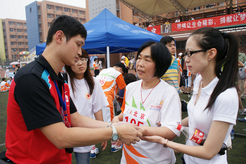 这个赛场每个人都是冠军！大家还有不分省市和各代表队的其他反映运动会各方面的照片可在此帖下发