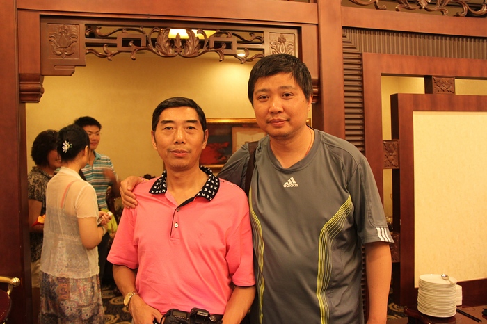 运动会后移友再次相聚北京