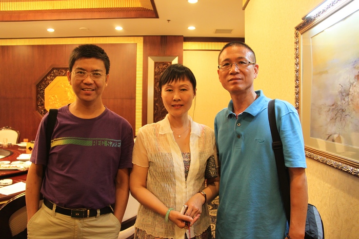 运动会后移友再次相聚北京