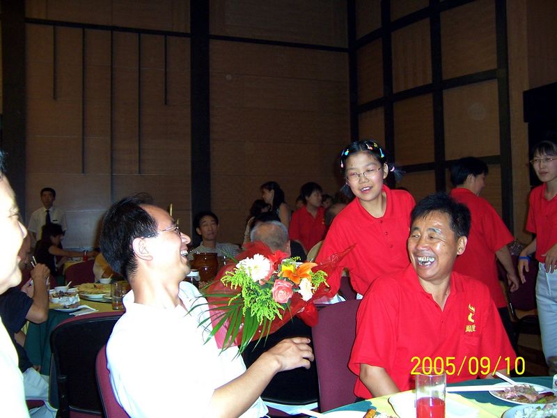 李扬 “10岁”生日快乐（摘自天津日报）