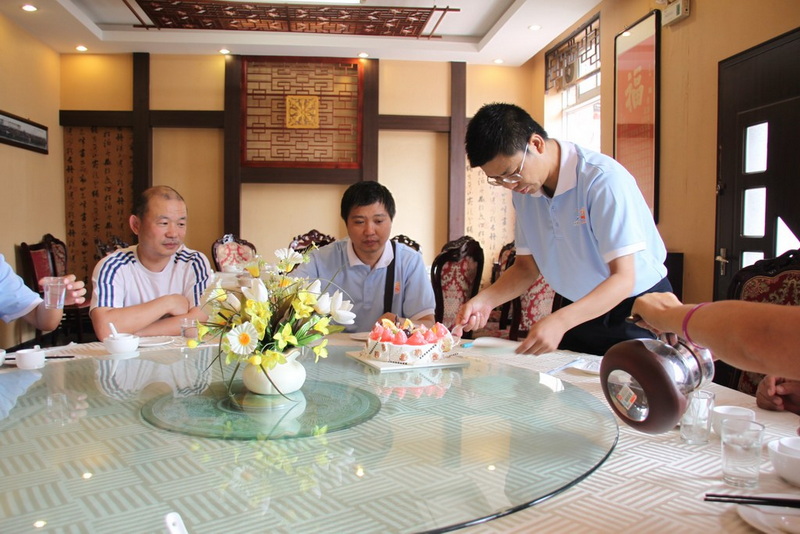 二岁了－运动会，承德游照片（不断添加之中）