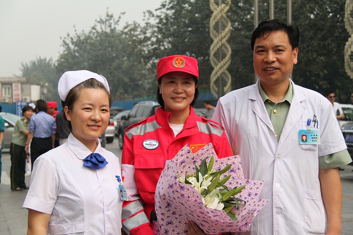 武警移植科陈虹主任回来啦！
