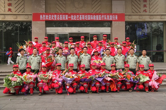 武警移植科陈虹主任回来啦！